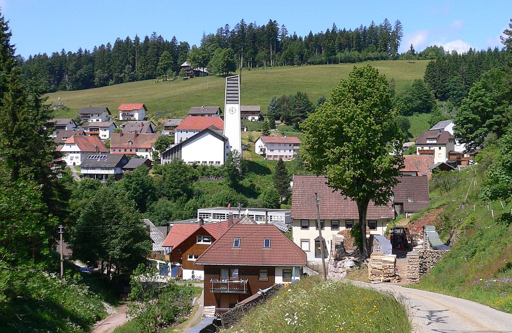 Ortseinfahrt vom Grundtal